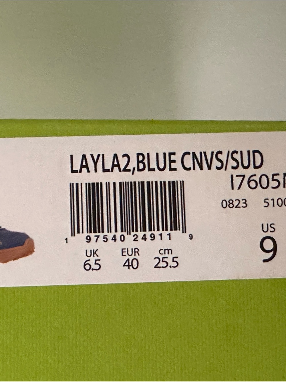 Sam Edelman Women’s Navy Suede Sneaker with Gum Sole - Picture 4 of 9
